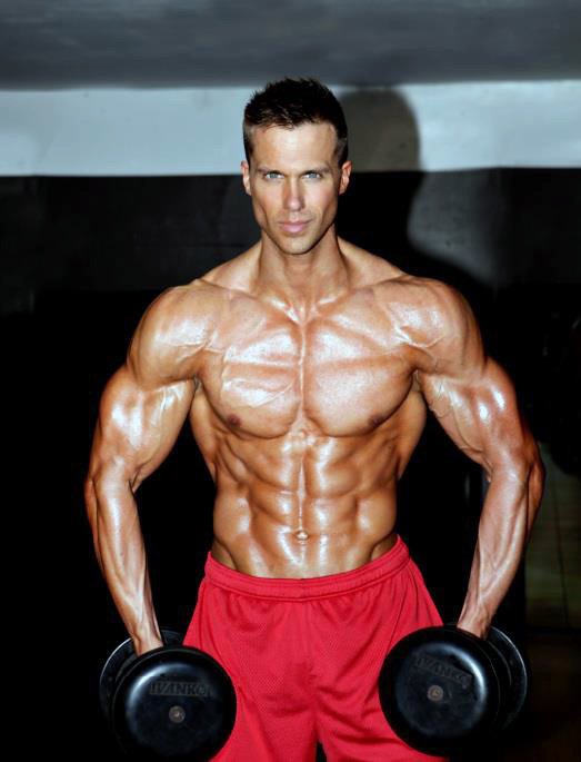 Amateur Bodybuilder Of The Week Peaking At The Right Time