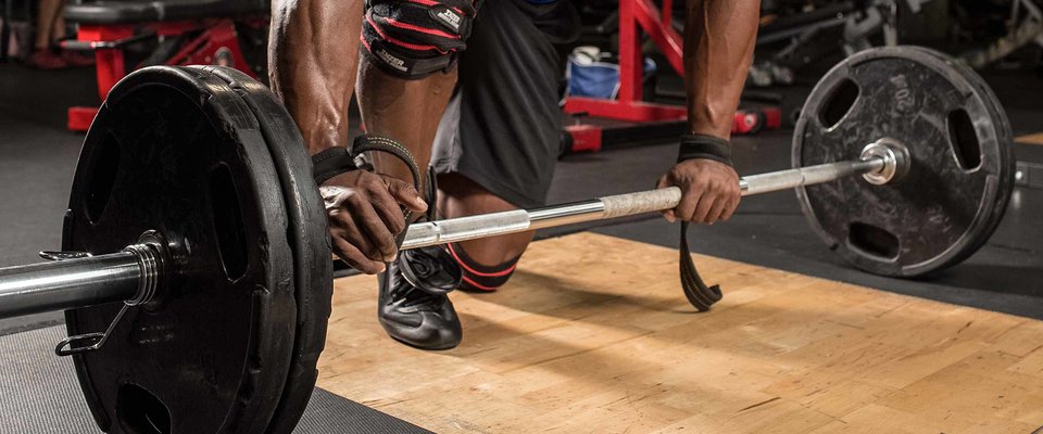 Wrist straps Are a Smarter Way to Lift Weights