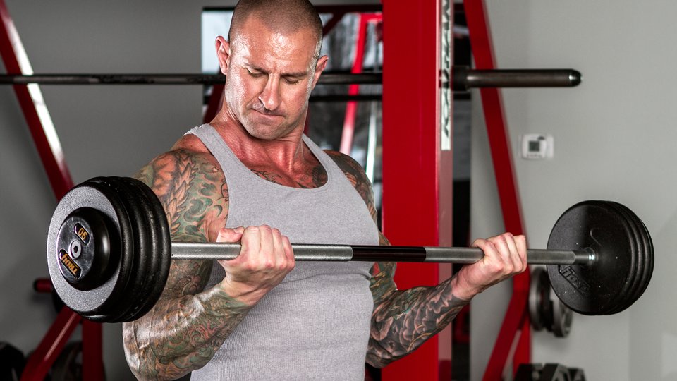 This 4-Week Arm Workout Program Builds Strong Biceps and Triceps