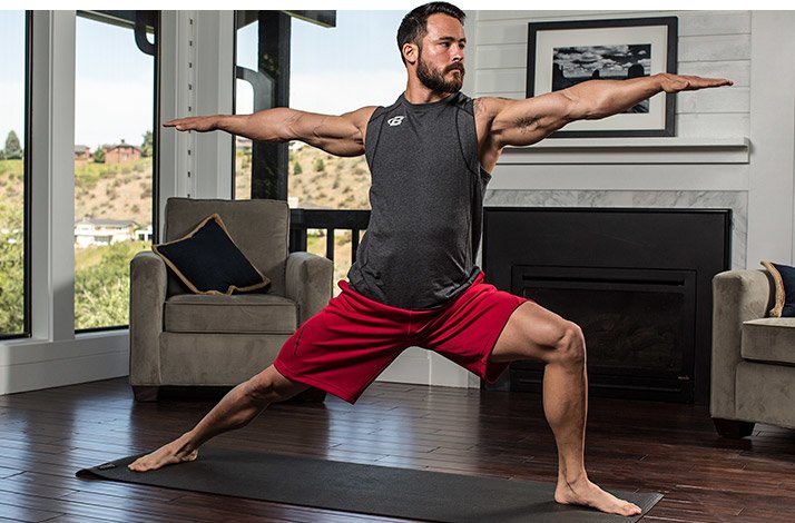 6 Reasons Men Should Do Yoga