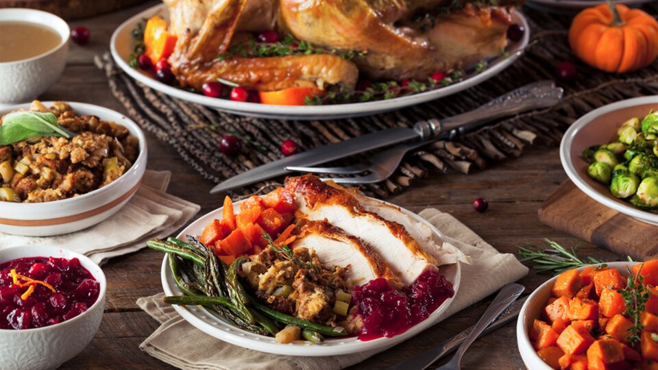 5 Strategies to Avoid Putting on Pounds During the Holidays